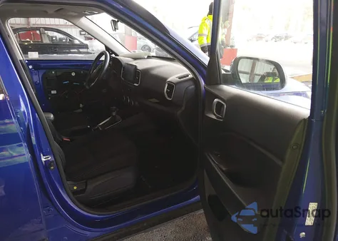 2024 Hyundai Venue Sel z USA, uszkodzony, nr VIN KMHRC8A32RU309475